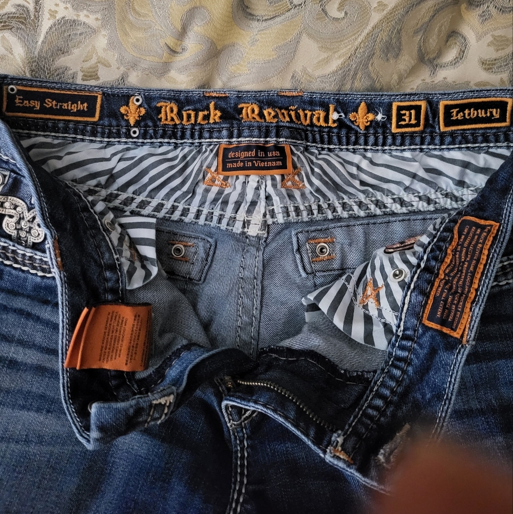Rock Revival RR Size 31 womens Tetbury Easy Straight Buckle Jeans
